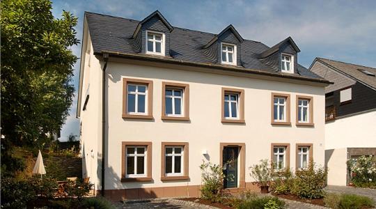 Ernst Cluesserath Weingut & Weinhotelchen Trittenheim Exterior foto