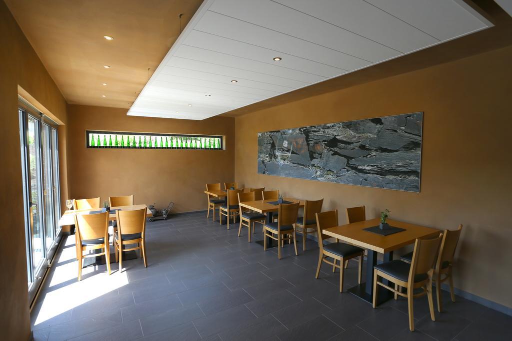Ernst Cluesserath Weingut & Weinhotelchen Trittenheim Exterior foto